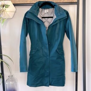 Patagonia Women’s Down Jacket/Trench XS
